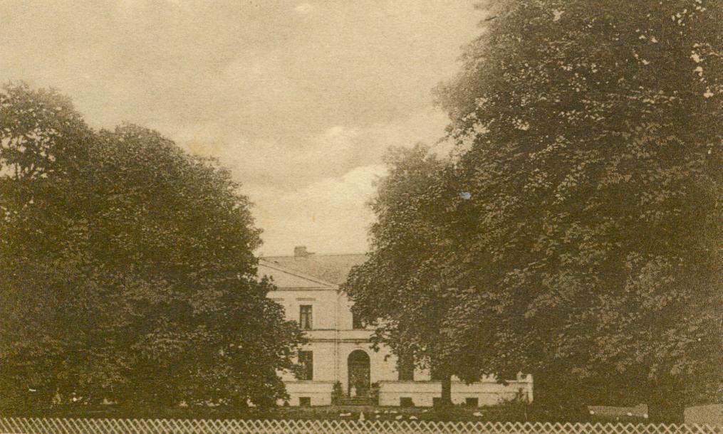 Klępczewo-pałac od frontu